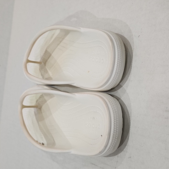 Crocs Flip Flops Size Womens 10 or Mens 8 - Picture 3 of 6